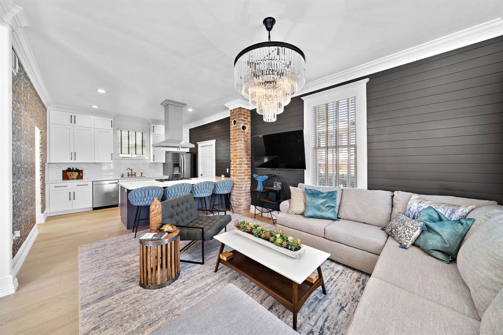 9b8f90080d5641cbbccfcaa6d08001ee | Beachhouse | Texas | TX | Vacation Homes | Galveston | Crystal Beach | Kokomo | Breezy Days | Beachfront Elegance | Sunrise Serenity | Southern Sands Property Management, LLC