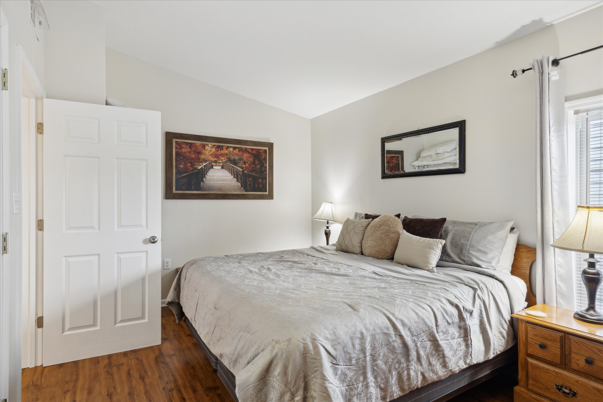 King Bedroom