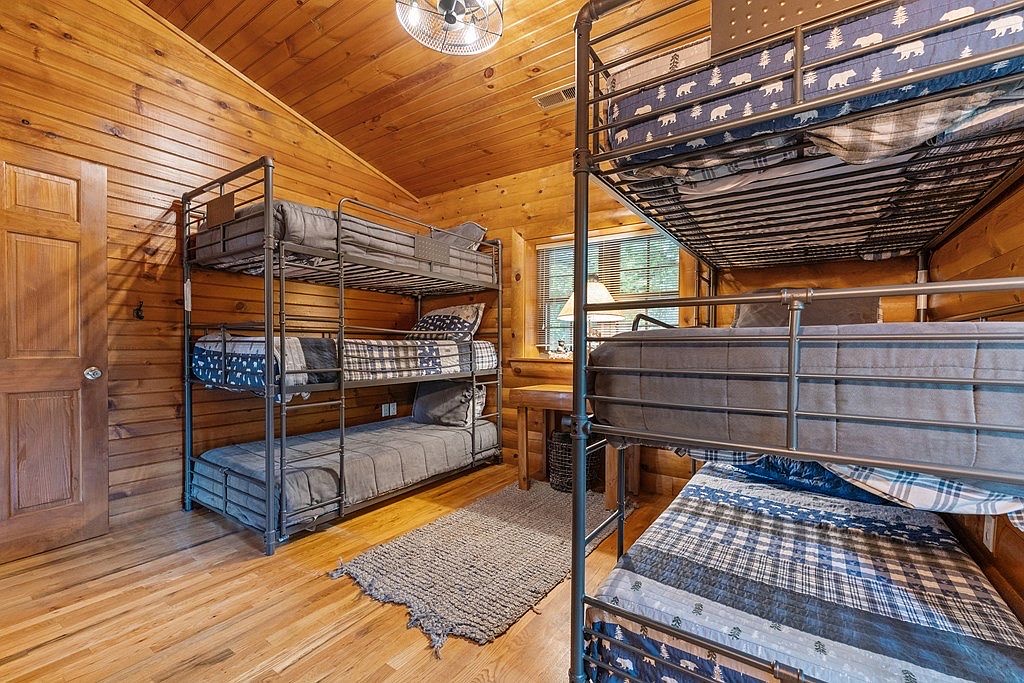 Upstairs bunk room with 2 triple bunks, great for kids or teens