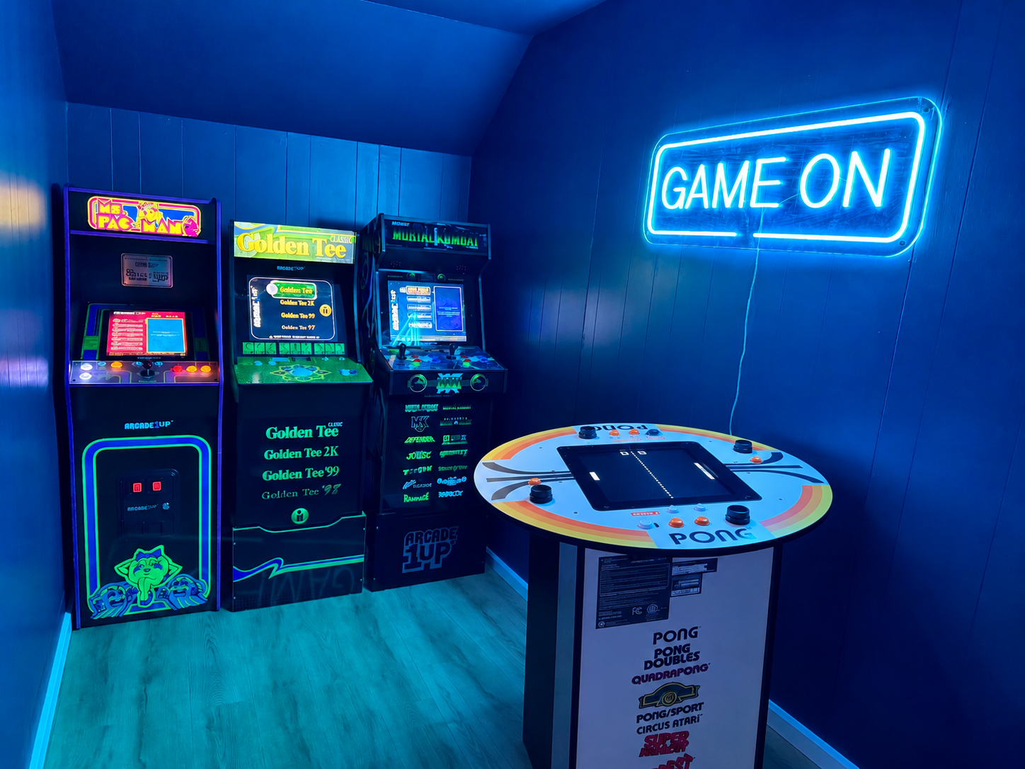 Retro arcade — classic games for all ages like Golden Tee and 4-player Pong!