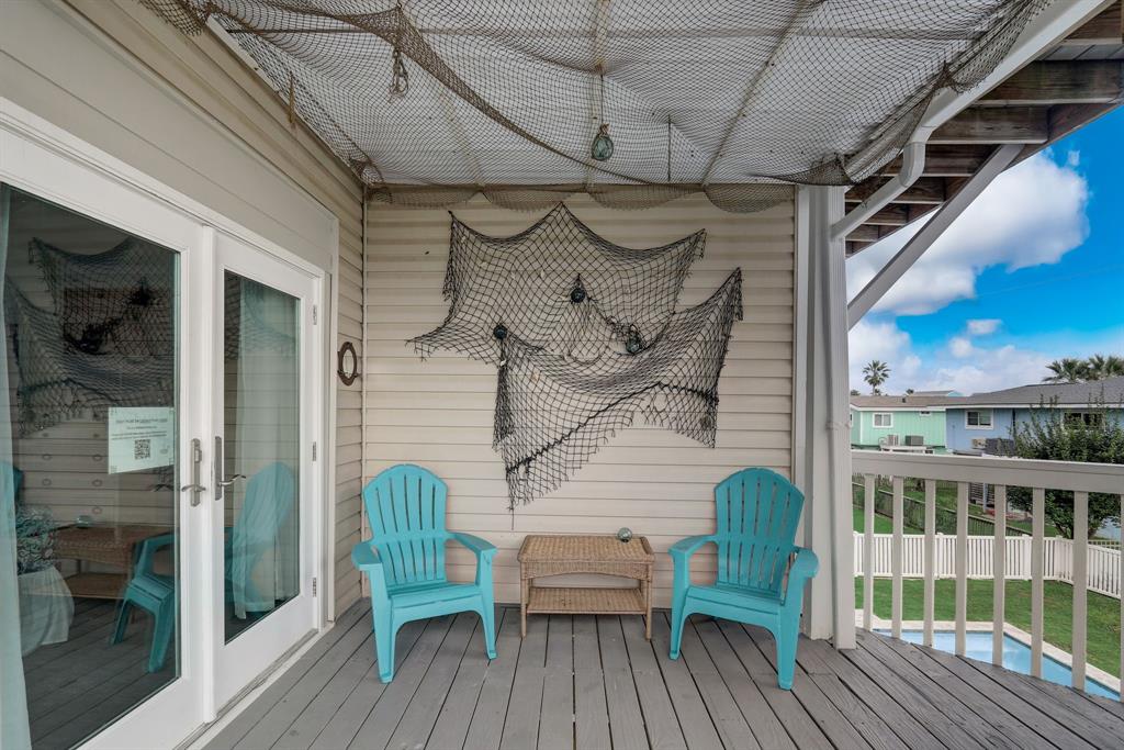 9c05a9d09d7649cea3ac8a55d94e3a38 | Beachhouse | Texas | TX | Vacation Homes | Galveston | Crystal Beach | Kokomo | Breezy Days | Beachfront Elegance | Sunrise Serenity | Southern Sands Property Management, LLC