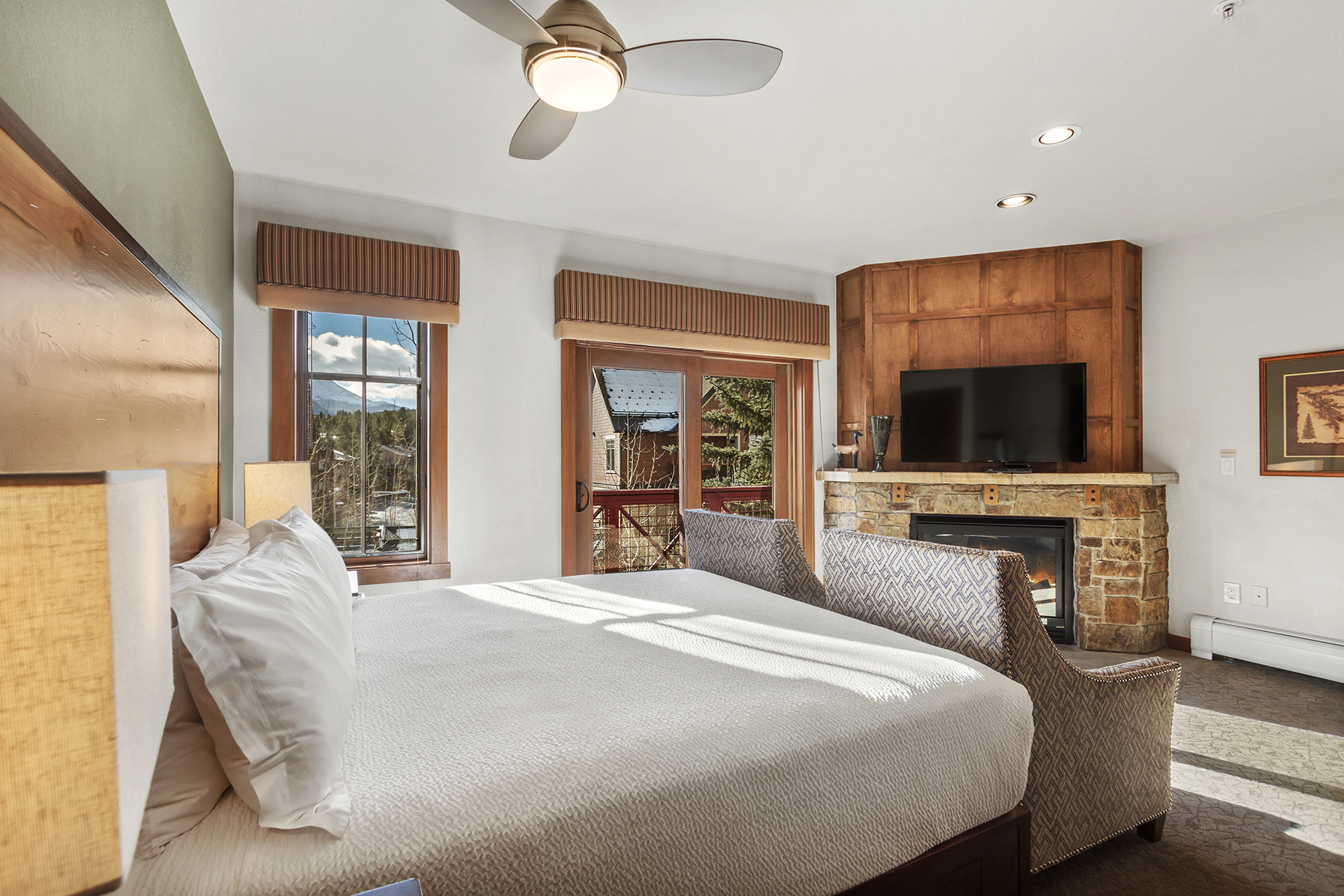 Master Suite with gas fireplace