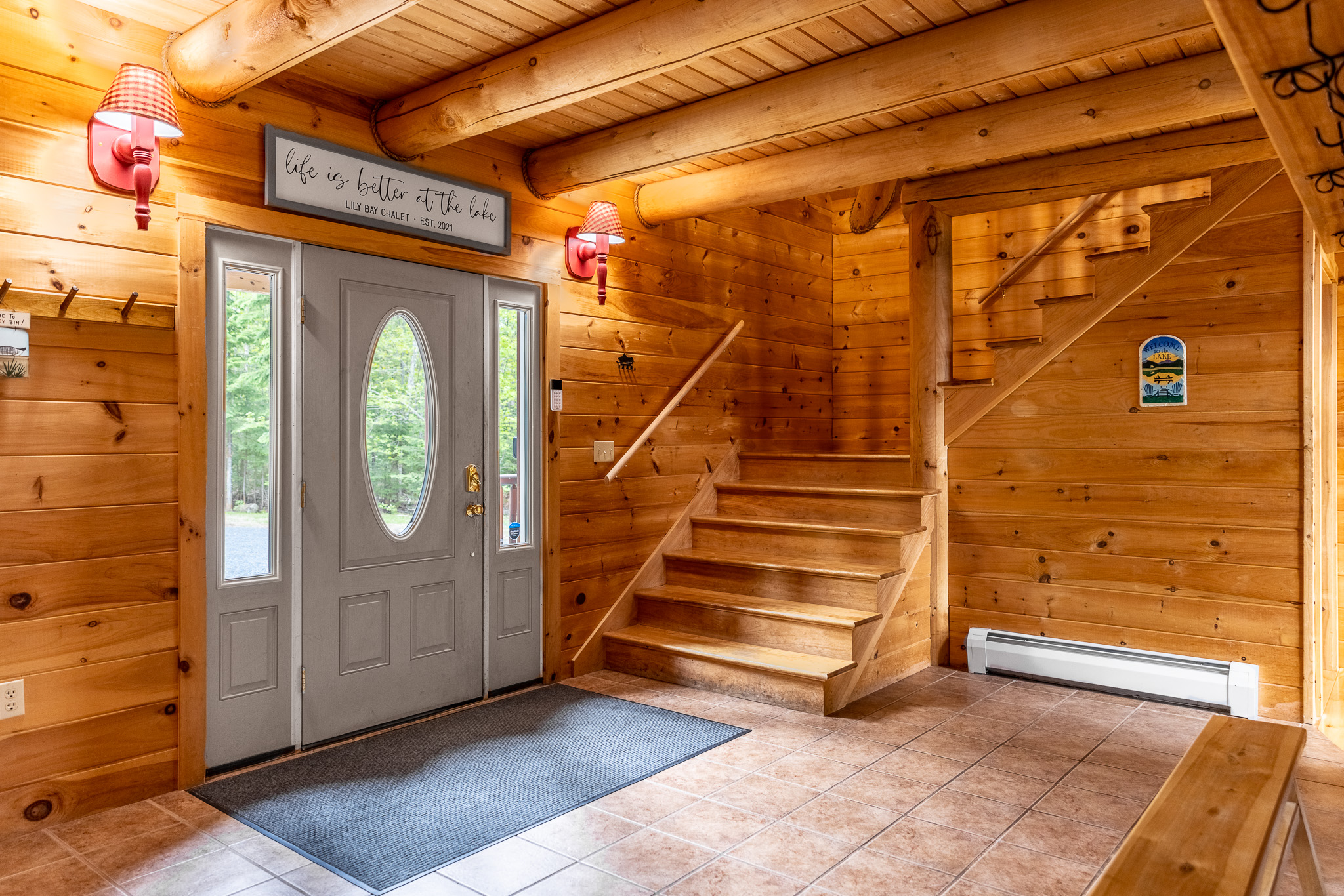 Chalet has huge logs and windows overlooking the lake giving it the true feel of lakefront retreat. You have arrived!