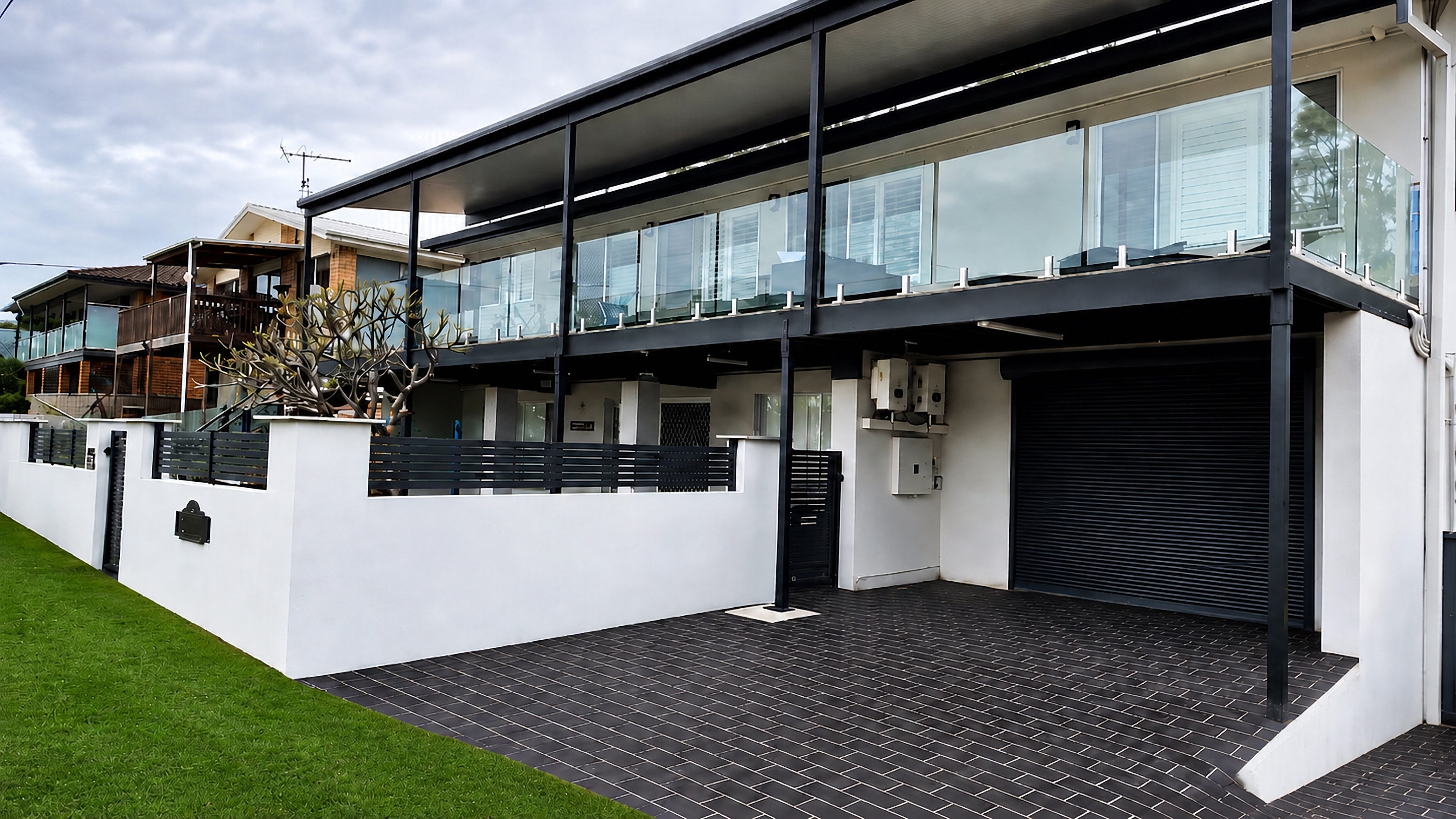 Skyes Beach House | Downstairs | Shared Amenities holiday home in Malua Bay