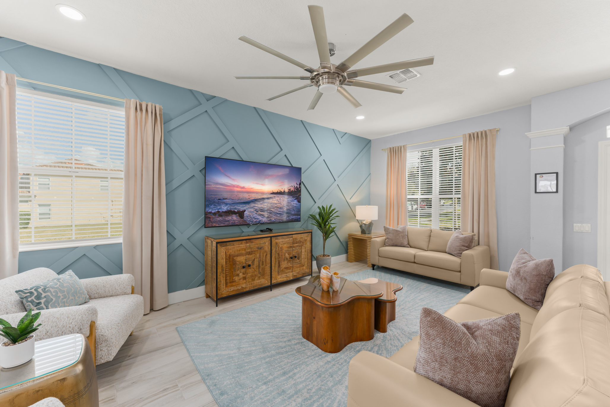 Living Room - Contemporary and Elegant