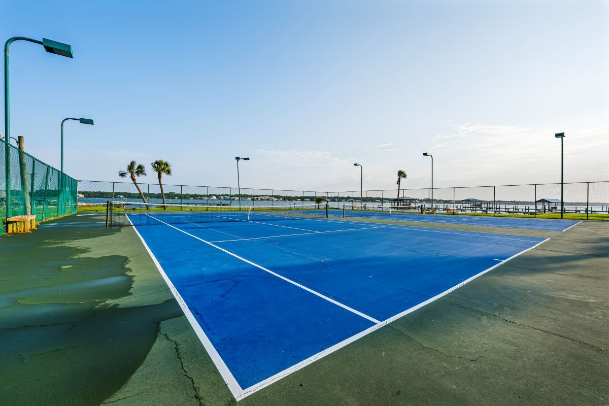 Tennis/Pickleball Courts