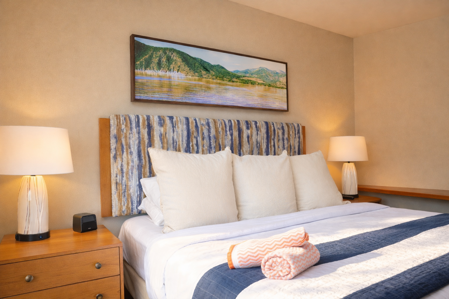 Bedroom #1 of 3: King bed, TV, lake views, en suite bathroom