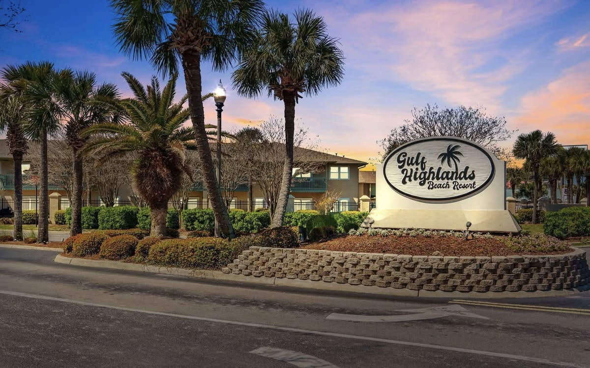 Entrance to Gulf Highlands