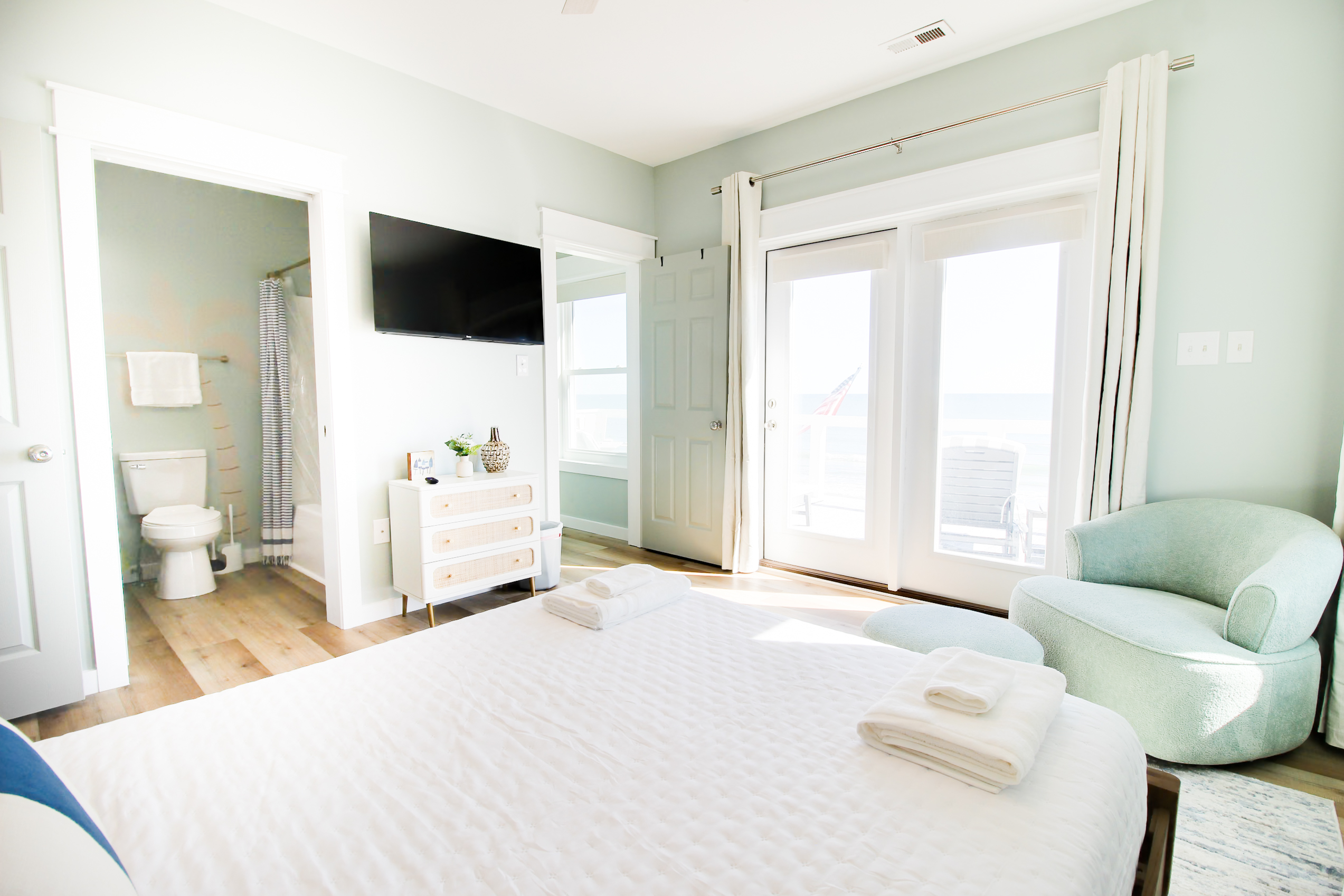 Bedroom 2 - Roku Smart TV