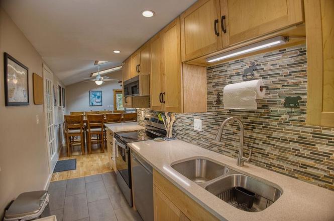 Fully renovated kitchen 