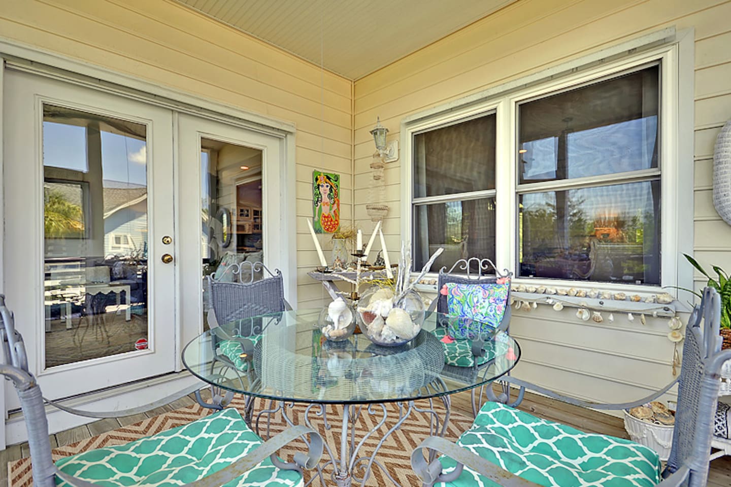 Al Fresco Dining Room (Seats 4)