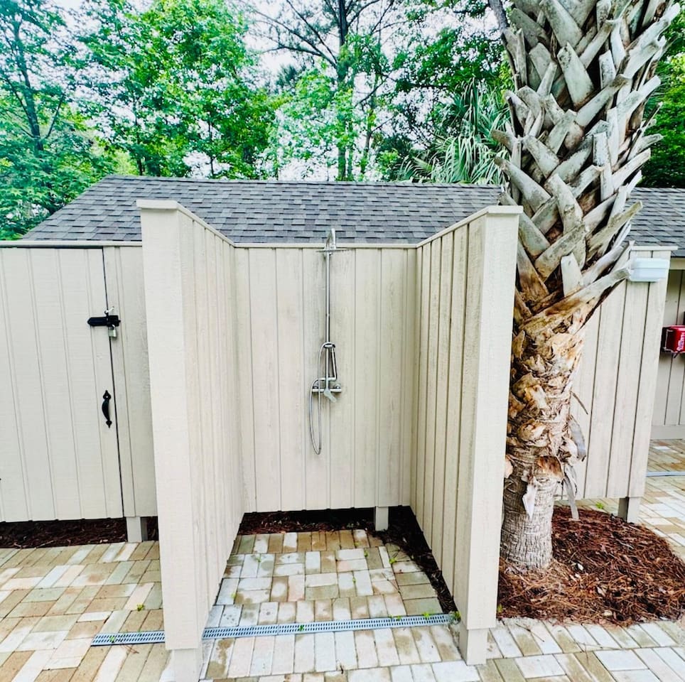 Pool outdoor shower