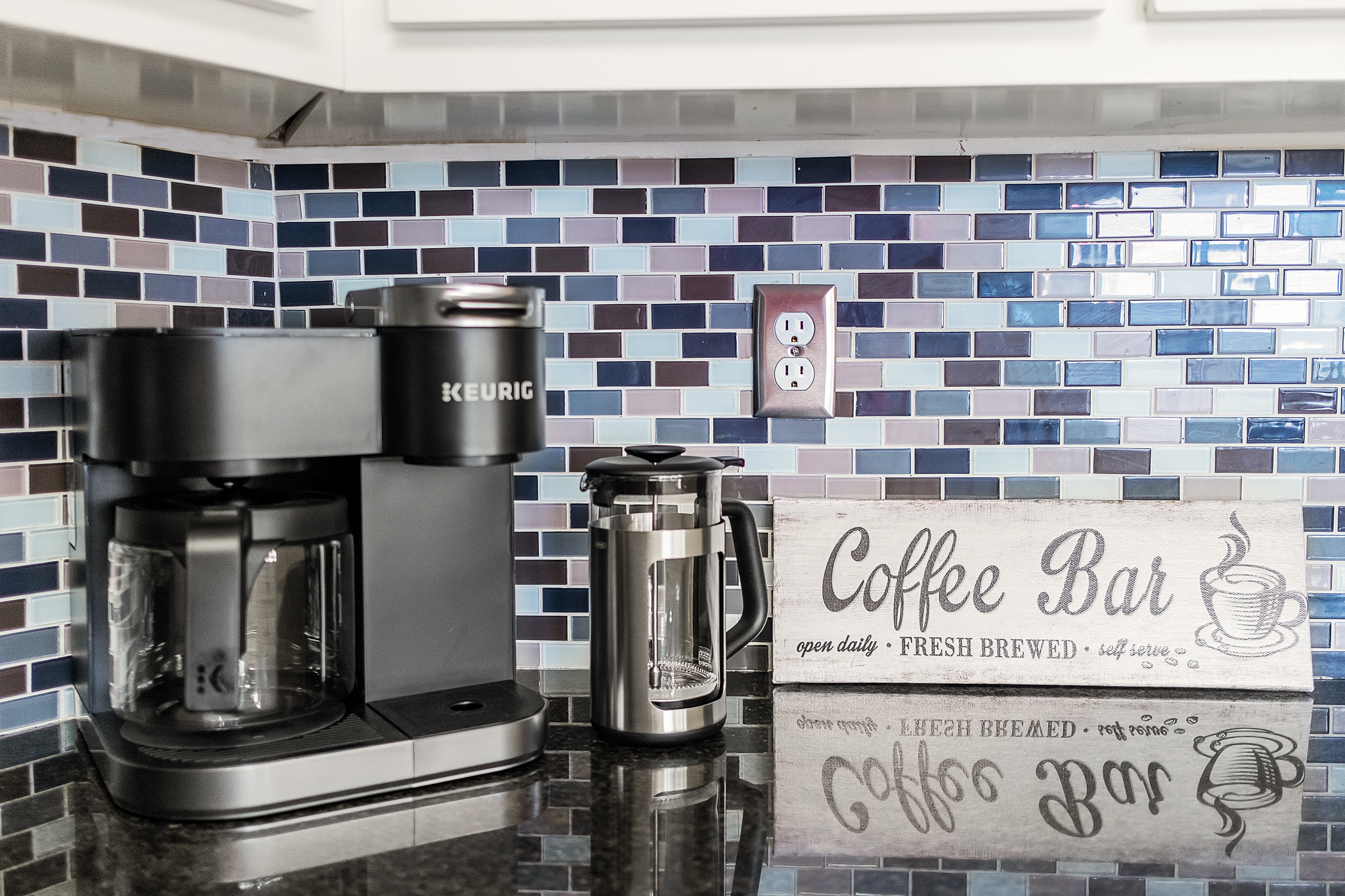 Everyone needs a good cup of coffee on vacation, so we provide a Keurig Duo so you can choose either a full pot of coffee or just a single cup.