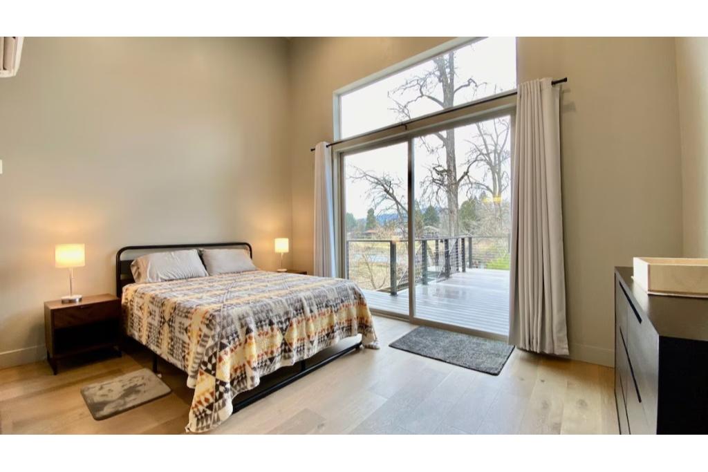 grants pass vacation home