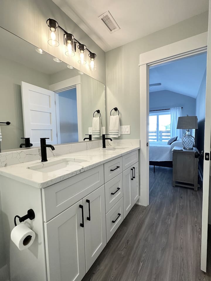 Ensuite