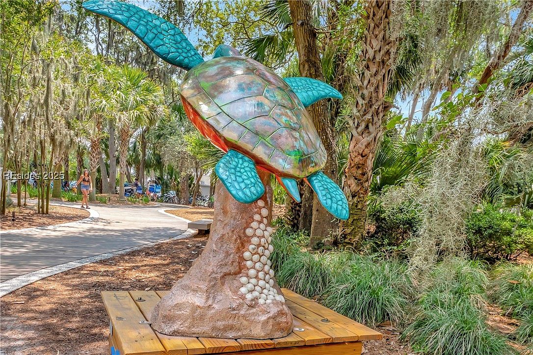 Coligny Path Breakers 324 Hilton Head SC 