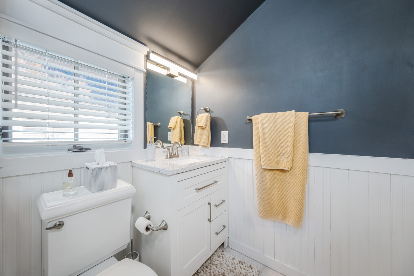 Carriage House Bathroom #5