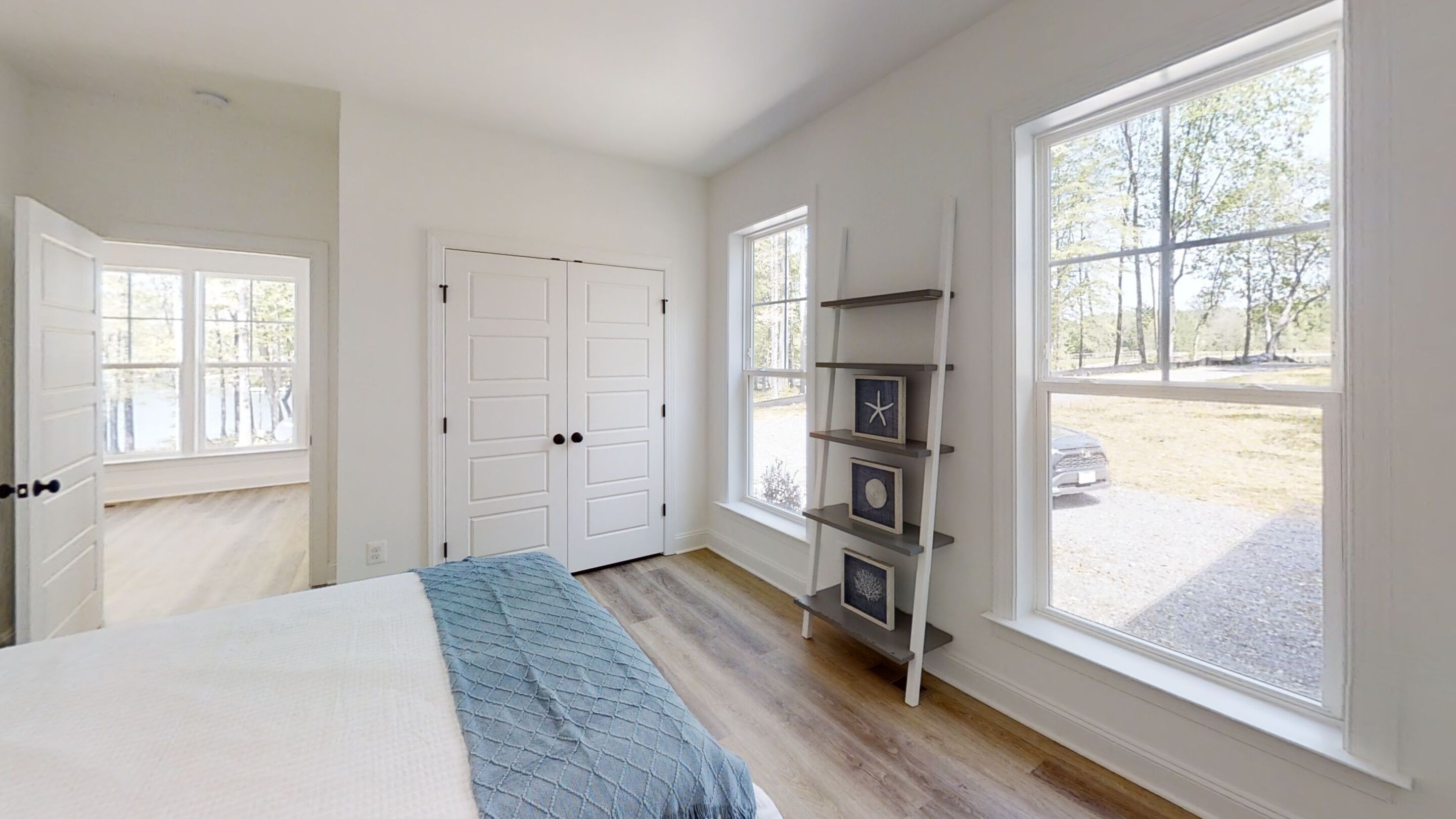 Main Floor 2nd Bedroom