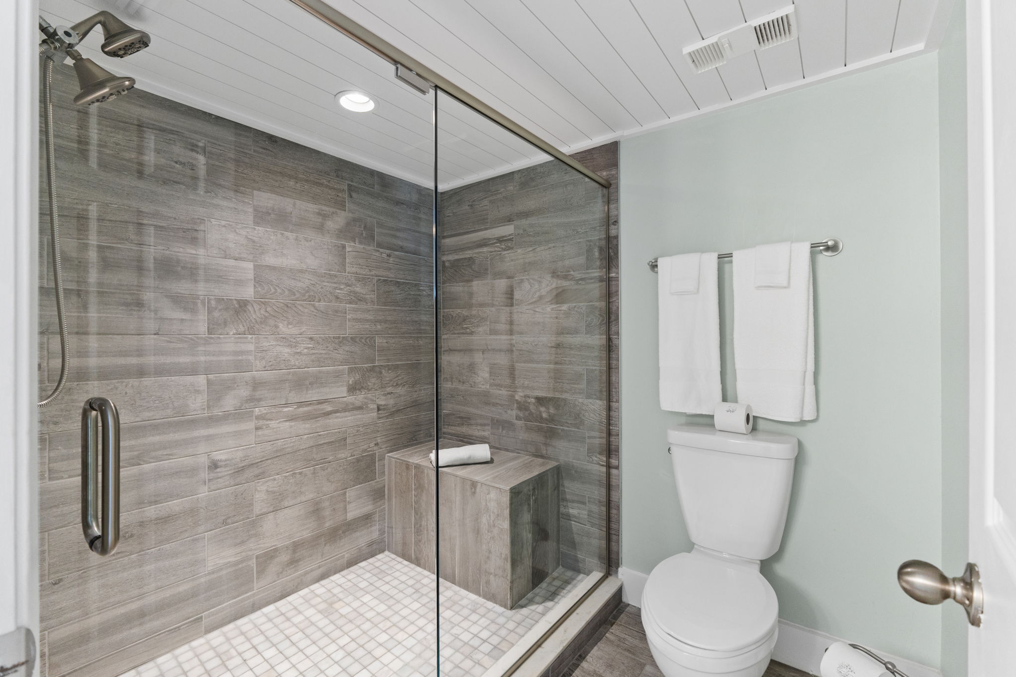 Master Bedroom Ensuite Bathroom