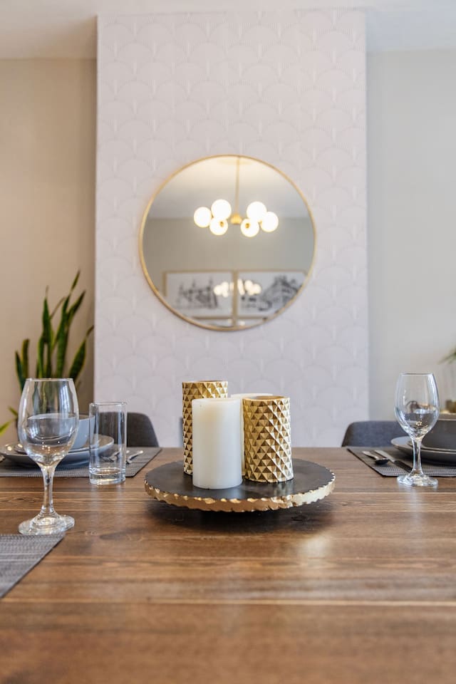 Dining Table Decor