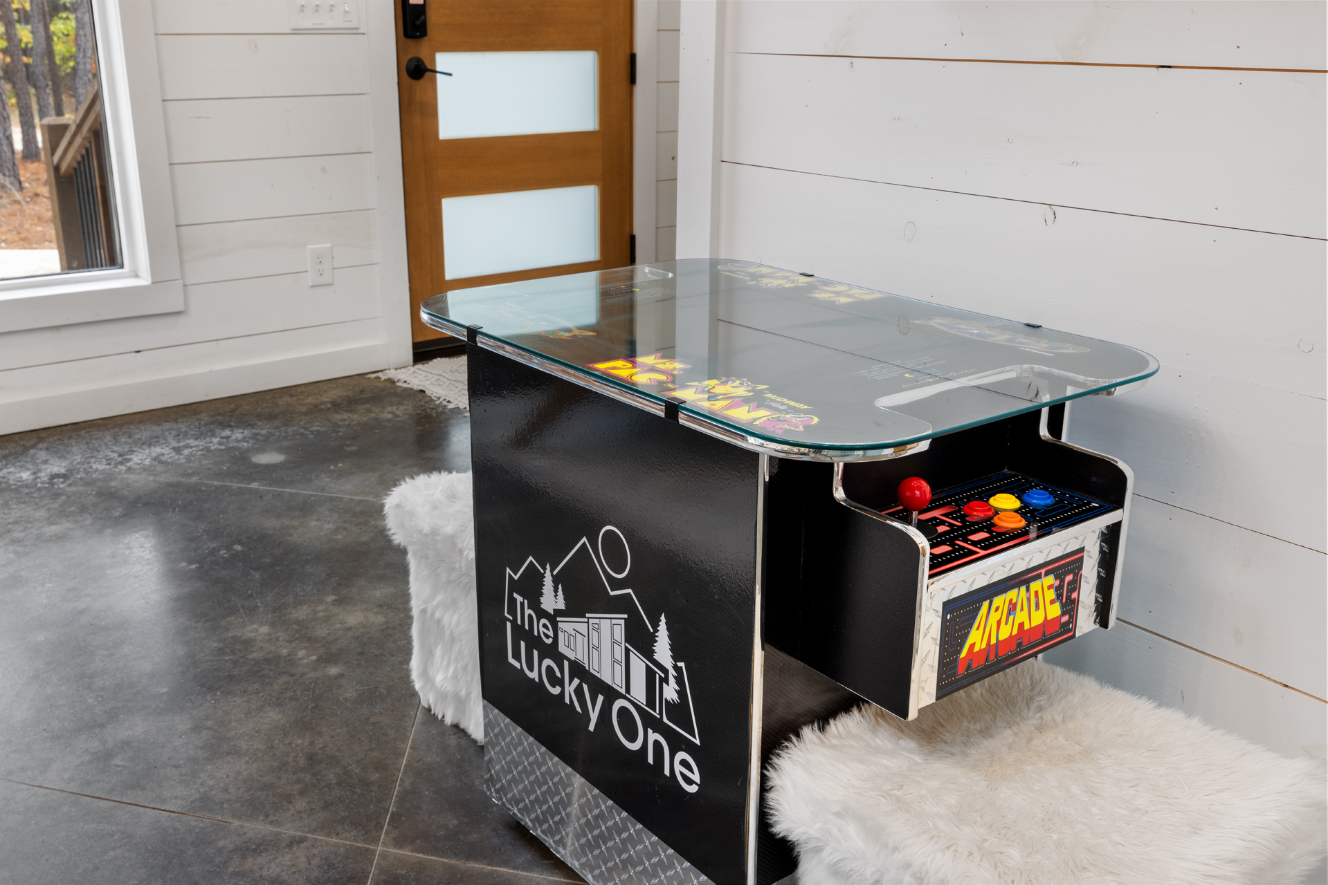 The LuckyOne Arcade Console