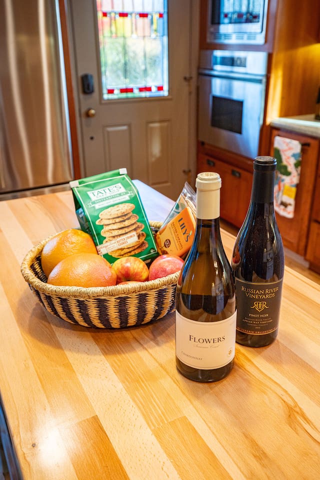 Cheers to your stay! Pop open a bottle and let the good times flow!