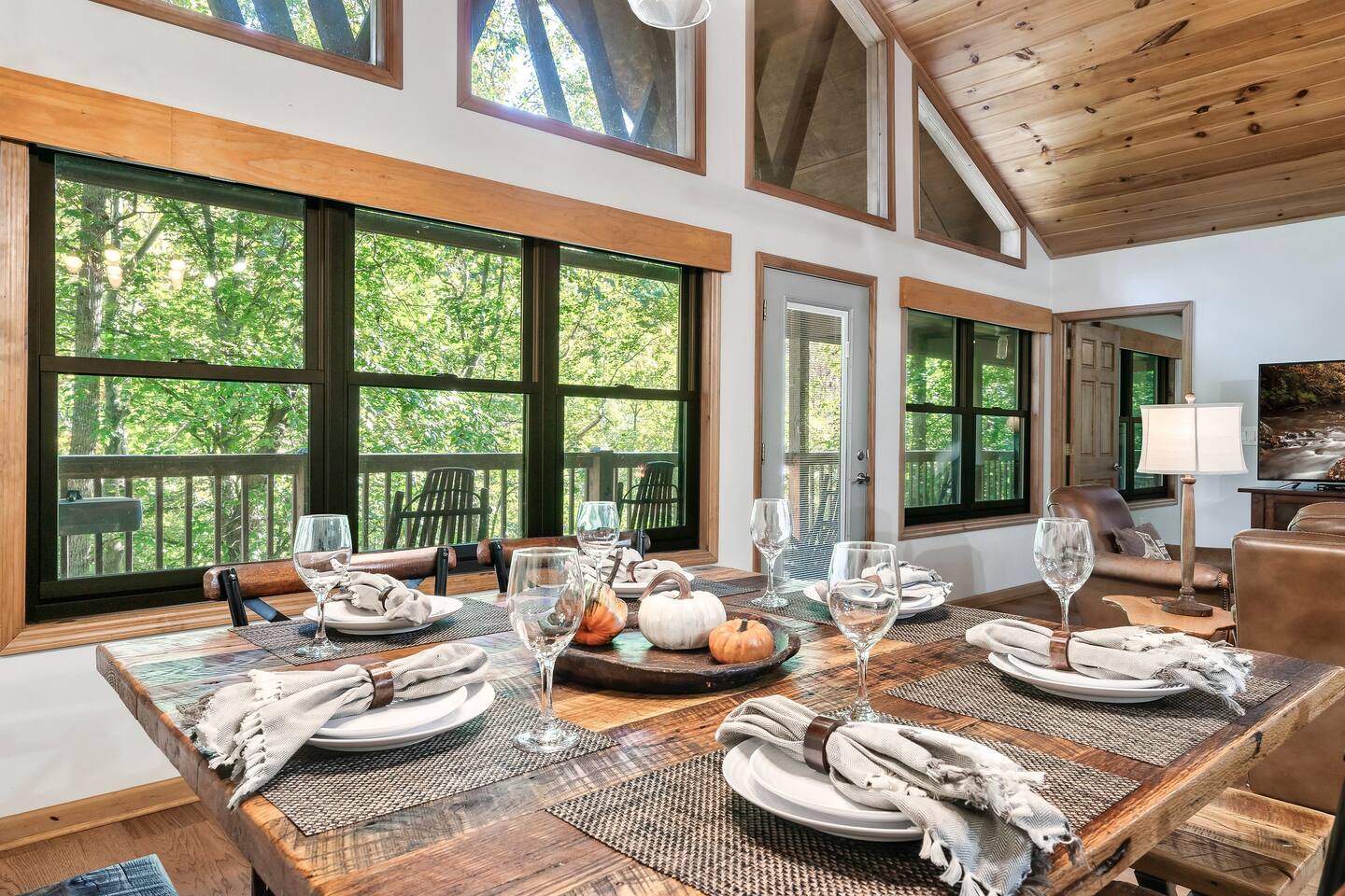 "We loved our stay here. The house is amazing and the feeling of being nestled in the woods and right on the river can’t be beat! Our favorite part of the place might have been sitting in the jacuzzi and looking down at the river." -Review by Trent