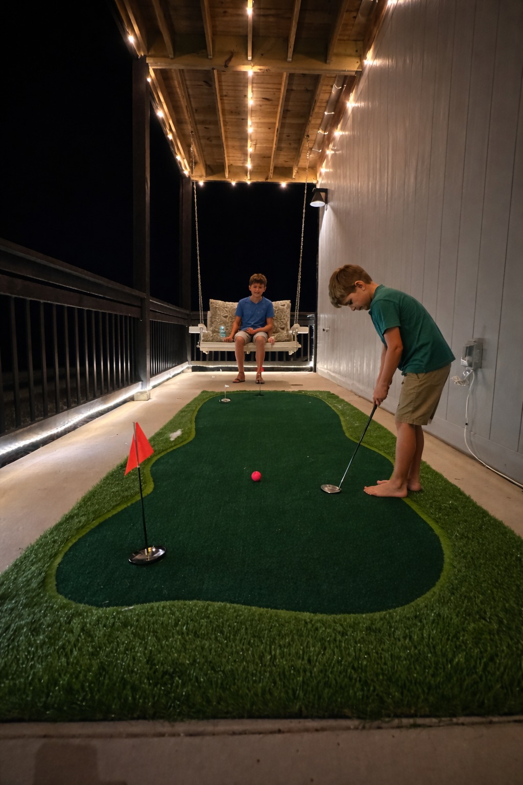 Floor 1 - Game room: Play area