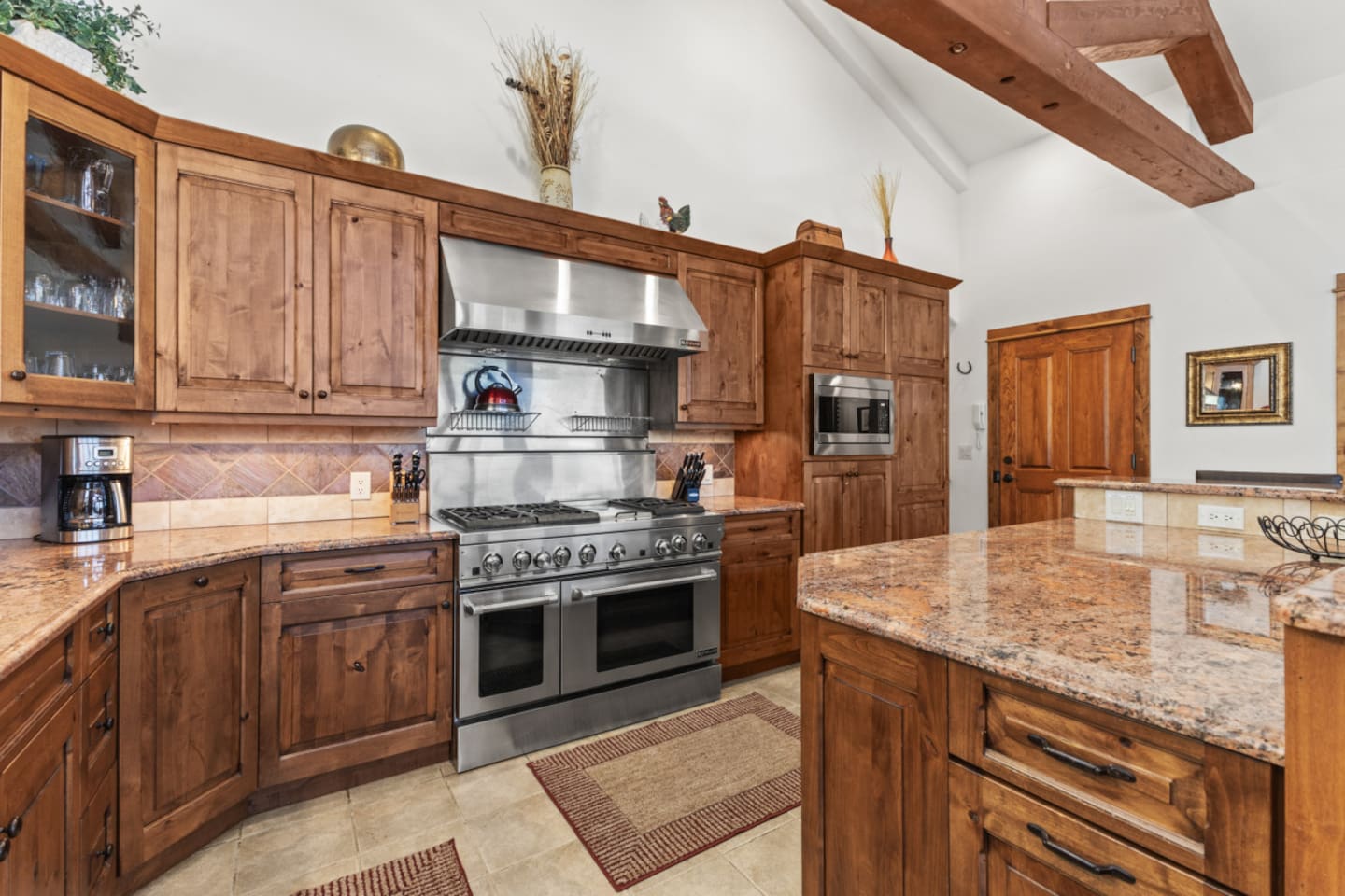 Top Level - Gourmet Kitchen - 2 Ovens, Flattop, 6 Burner Gas Stove