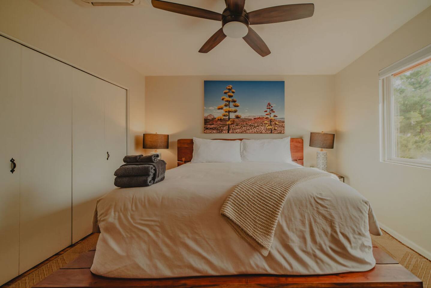 Comfortable and inviting bedroom, perfect for restful nights after a day of adventure