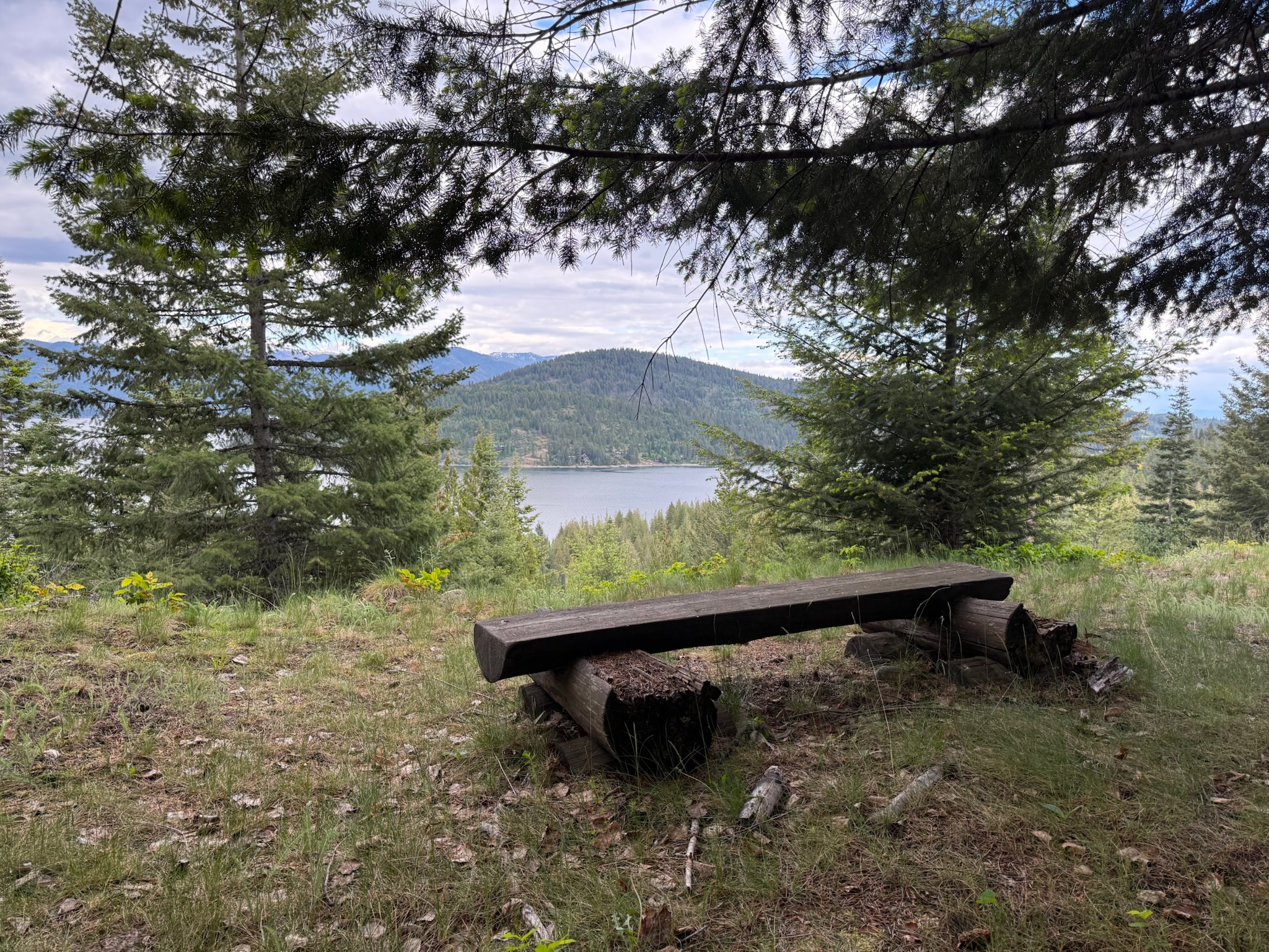 Sitting area with lake view