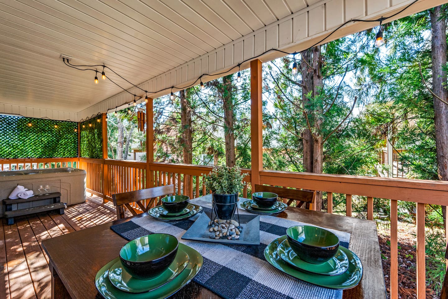 Enjoy a meal or a drink surrounded by nature, or soak in the hot tub just steps away. Perfect for relaxing mornings or tranquil evenings.