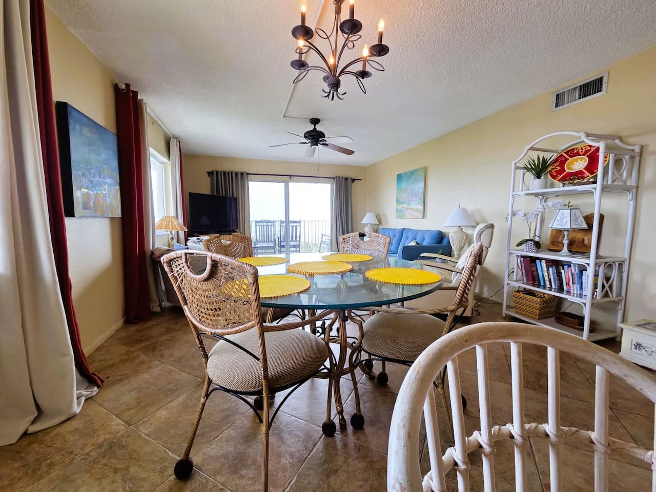 • family vacation rental at Crescent Beach
• condo with beach access and pool in St Augustine