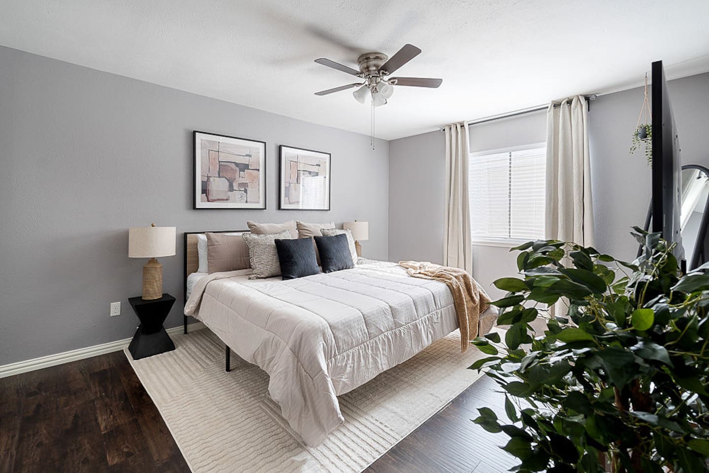 Find refreshment in the master bedroom with a king-sized bed and a private, attached bathroom for your ultimate comfort