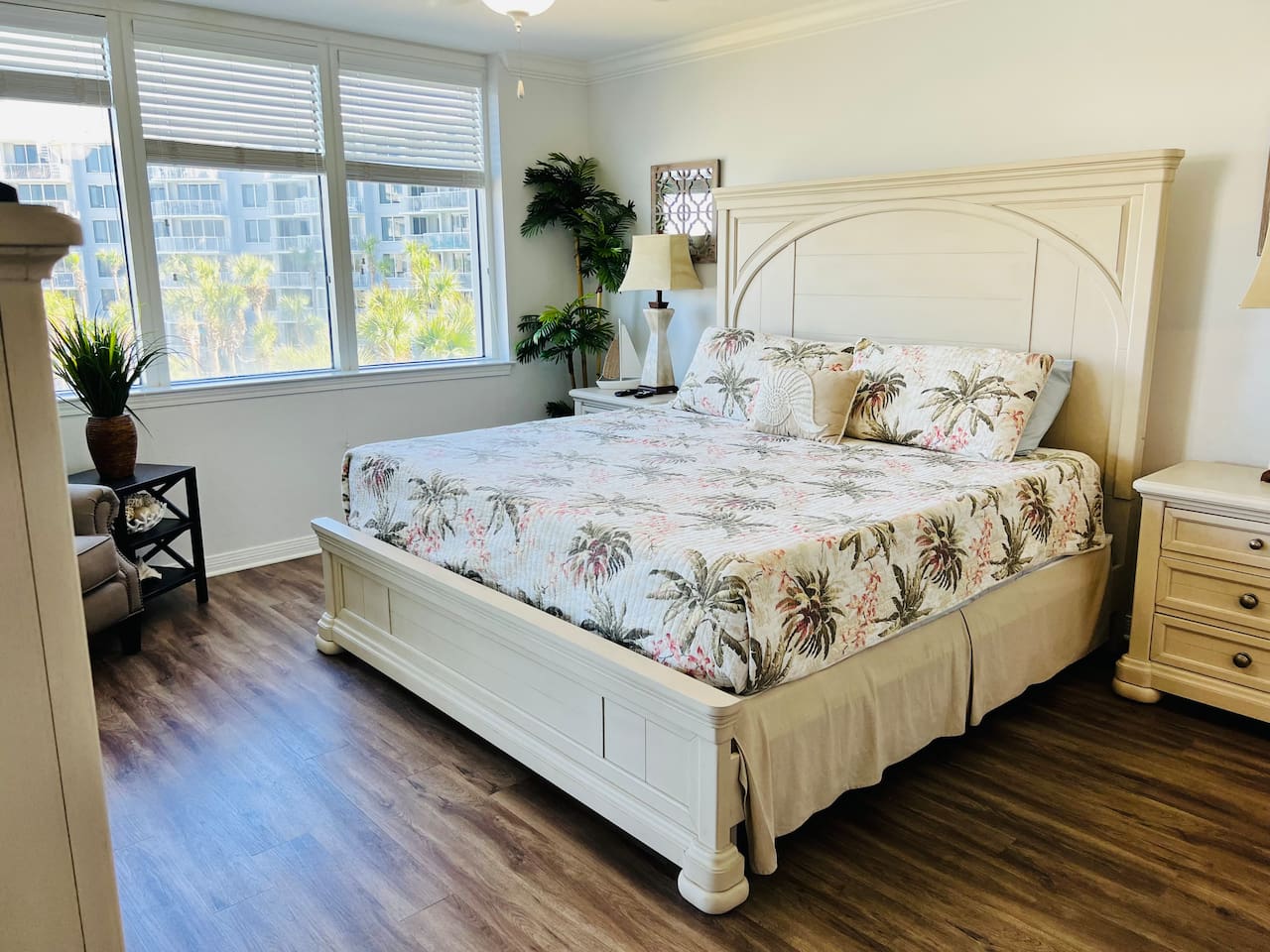 Master bedroom.  King Bed