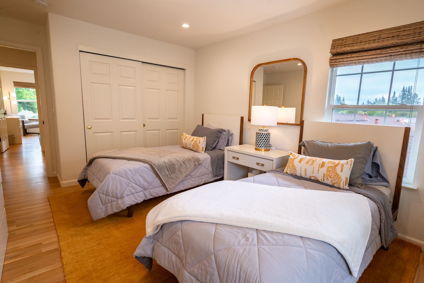Bedroom 3 with two twin beds and smart TV