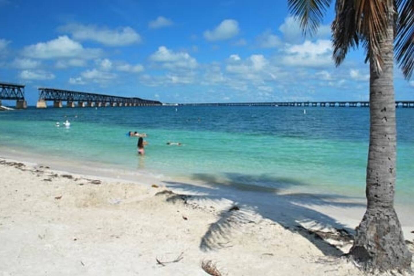 Less than 20 minutes from the gorgeous Bahia Honda State Park!