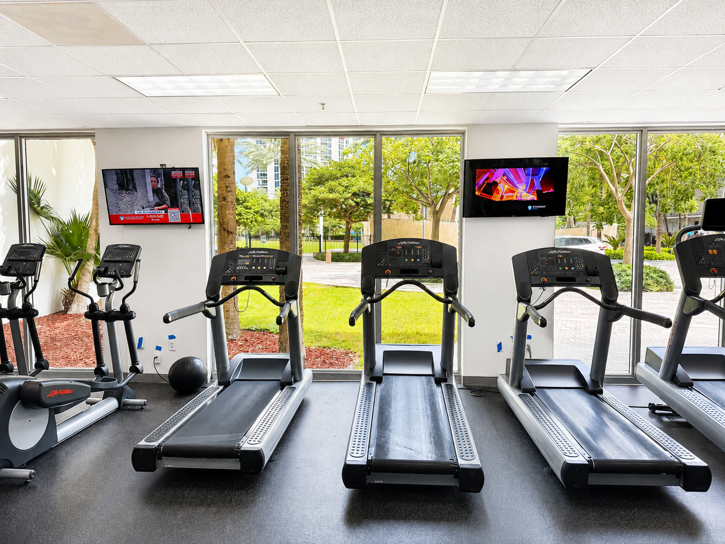 Fitness center / Gym 