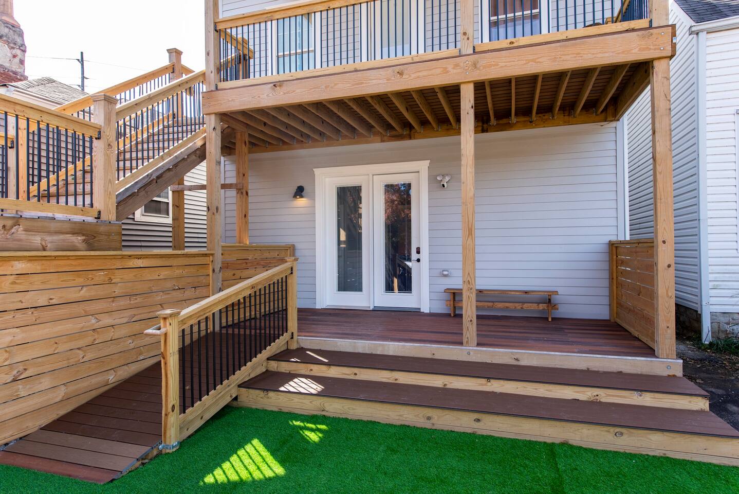 Back Entry*4 private parking spots*Ramp *Private entry to upper level