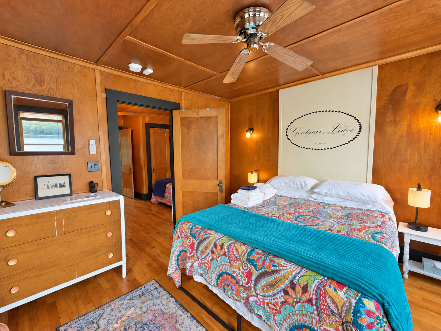 2nd Floor - 2 Bedroom Suite #1 - queen bdrm