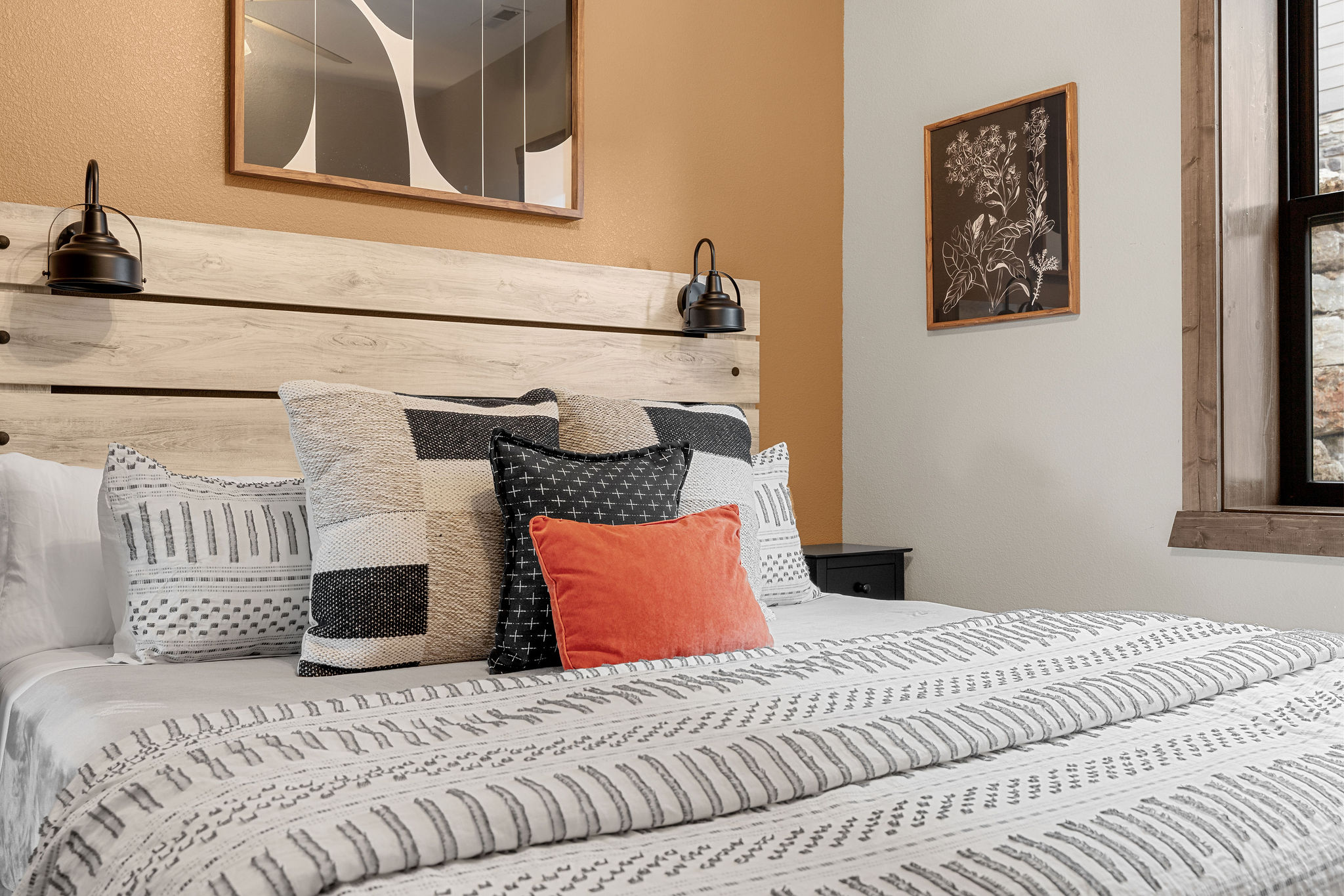 Lower level king bedroom with Jack and Jill bath