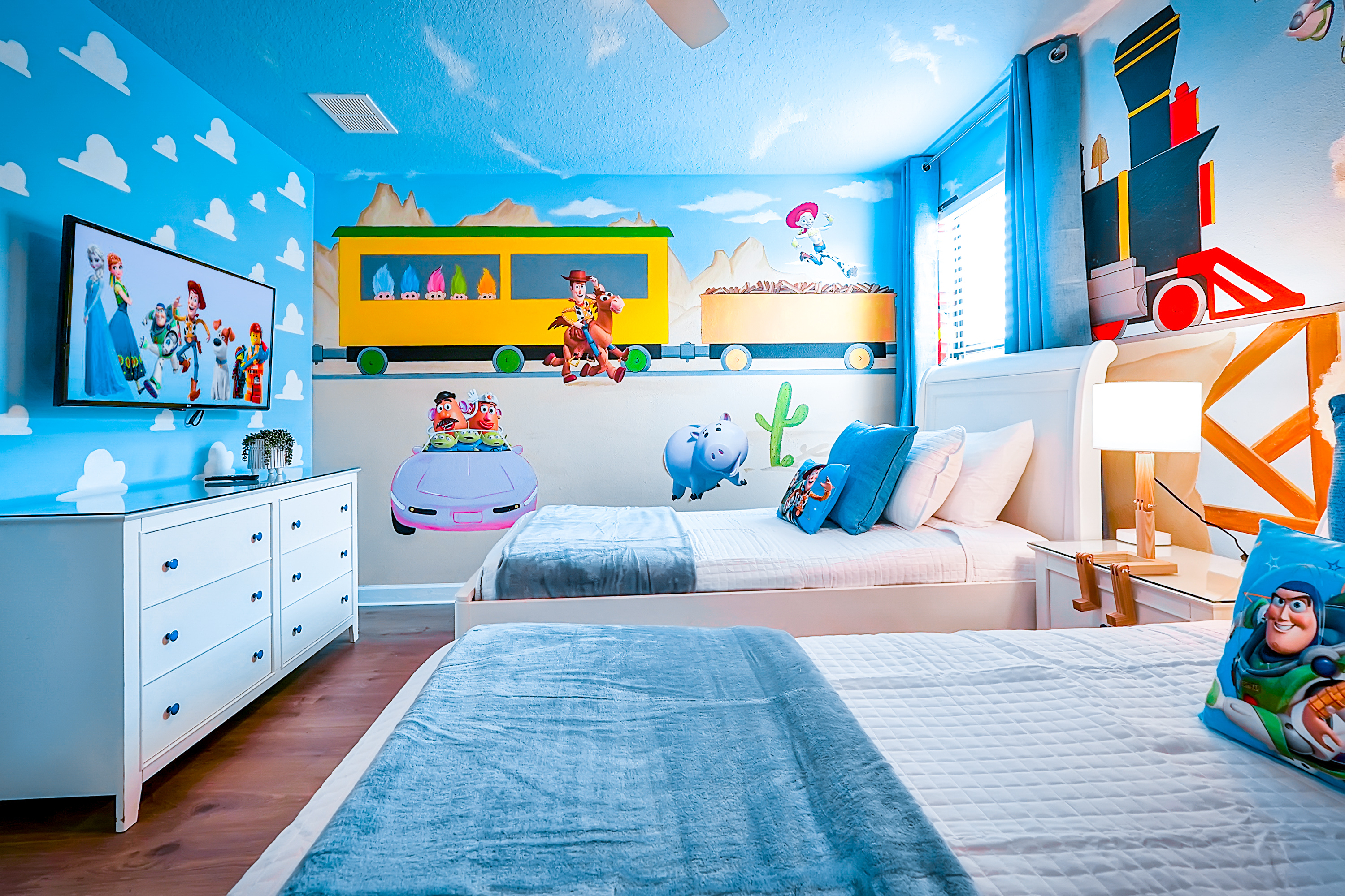 You've got a friend in us—and a guaranteed good night's sleep in this room!
