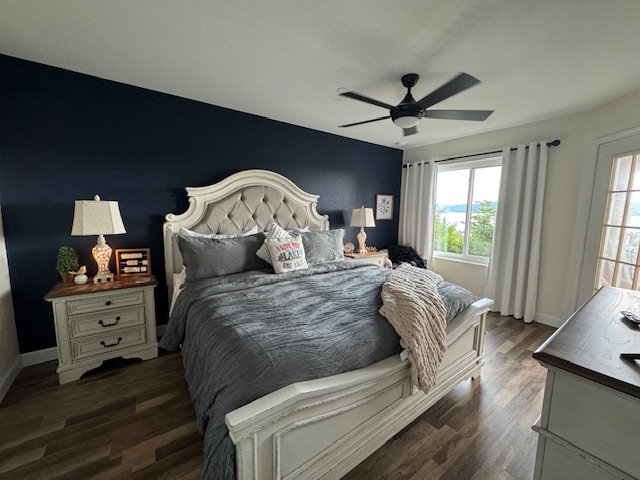 King bedroom with en suite shower