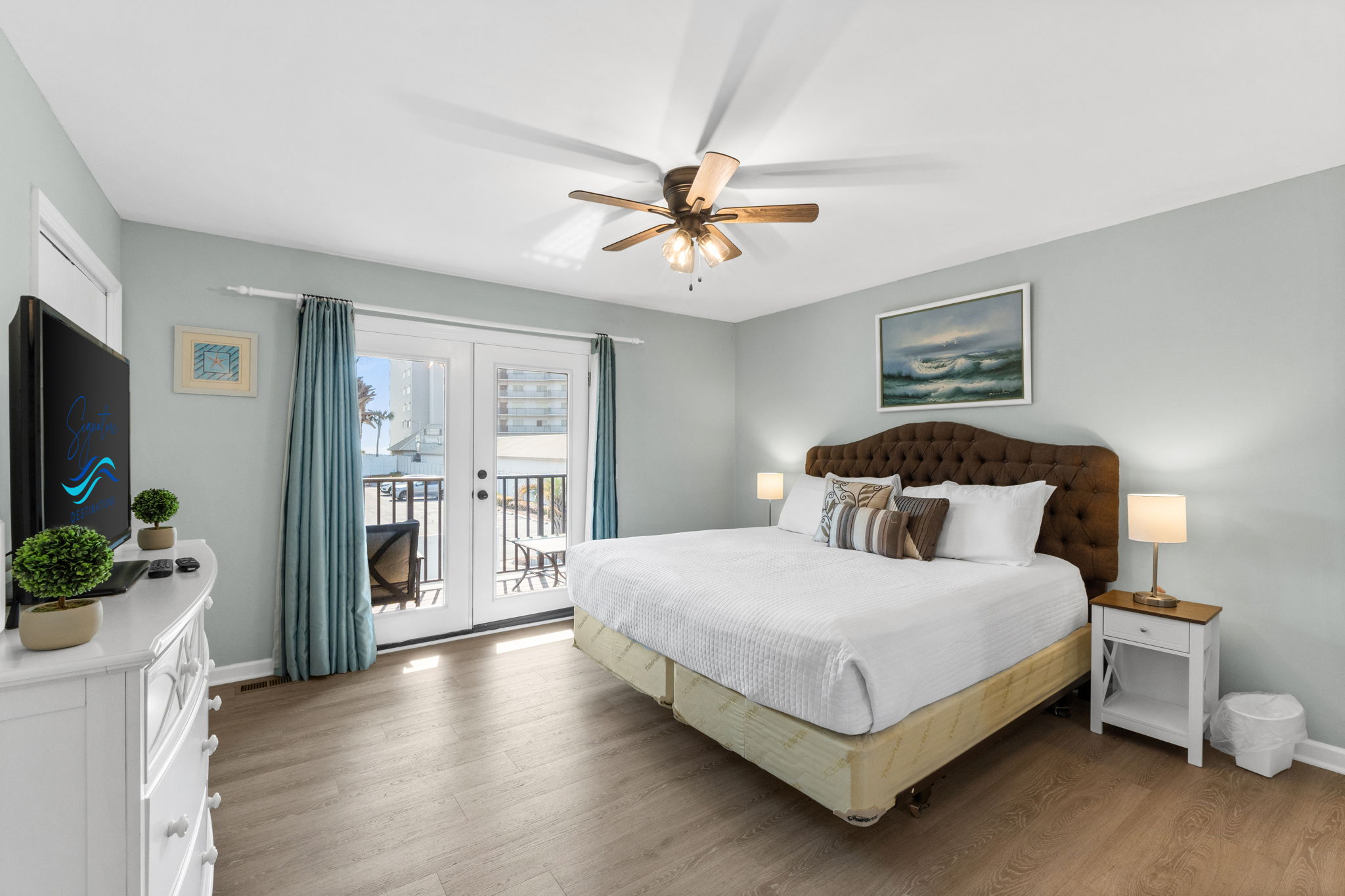 Bedroom 1 with King Sized Bed