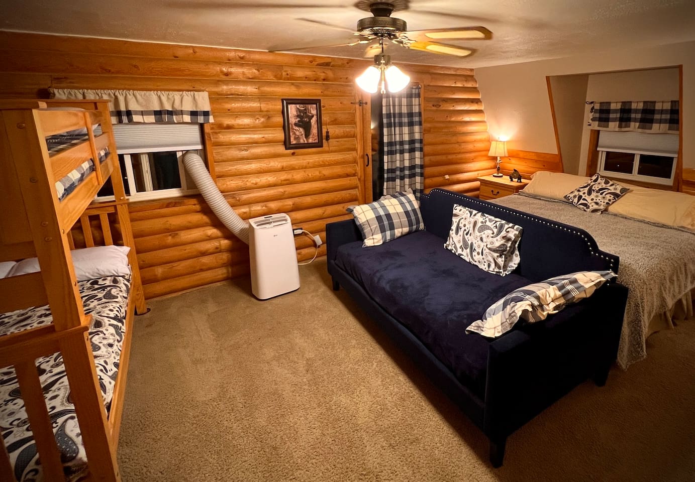 Cub Corner sleeps 8 and has its own bathroom, walk in closet, porta crib and balcony with views of Bear Lake.   It has a king bed, a full over full bunk bed with a trundle and a daybed and is located on the 2nd floor.