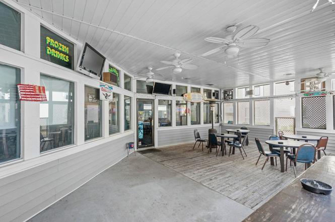A local favorite "Harry the Hat" resturant and bar