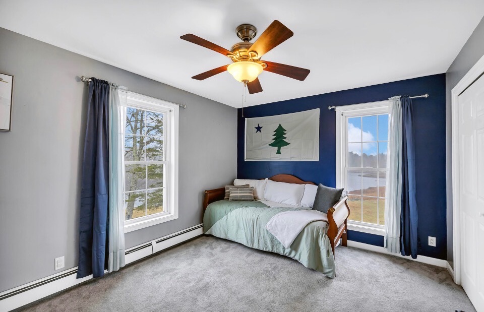 2nd Floor Double with single trundle