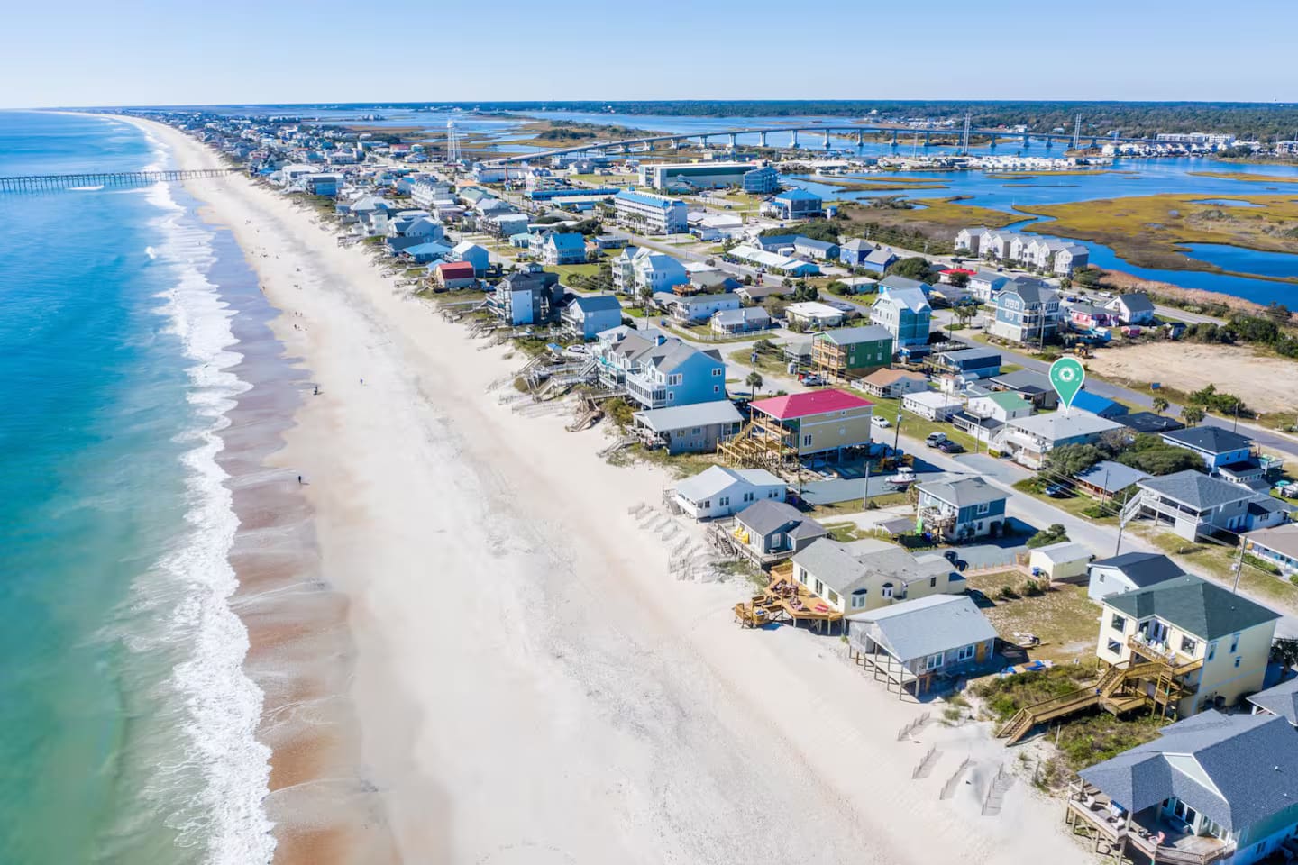 Only 0.5 Miles to Surf City Ocean Pier!
