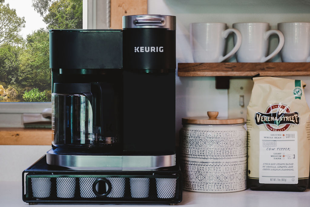 Fully stocked kitchen - Keurig Duo available during your stay (Duo's make k-cups and drip coffee)