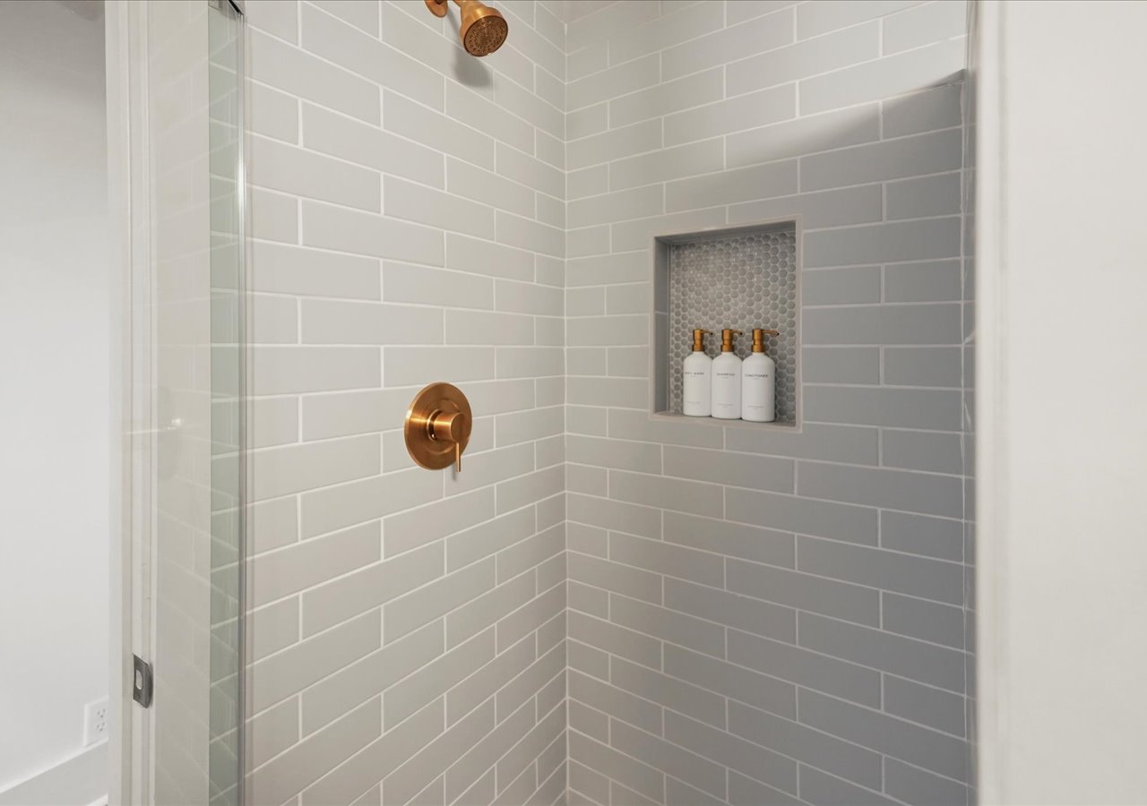 Full Bathroom - Downstairs